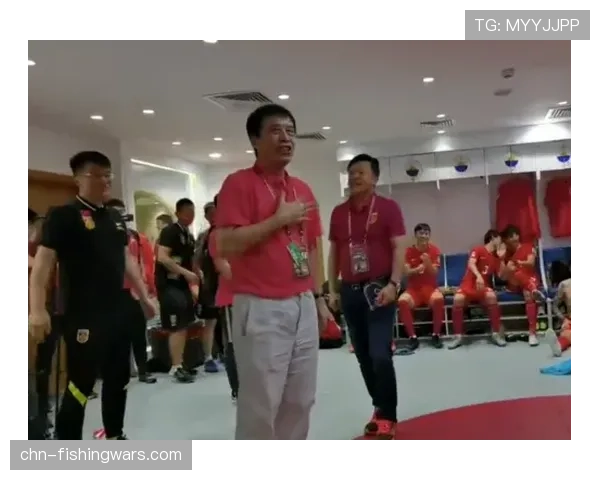 客场更衣室的掌声——致敬狂热队老将凯尔西-米切尔的生涯之夜